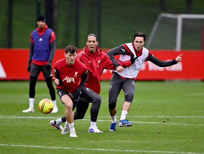 金年会网页版-刚刚！西汉姆防线松动备战足总杯西汉姆冲刺阶段更衣室发声，洛杉矶湖人围绕全明星赛单刀错失的简单介绍